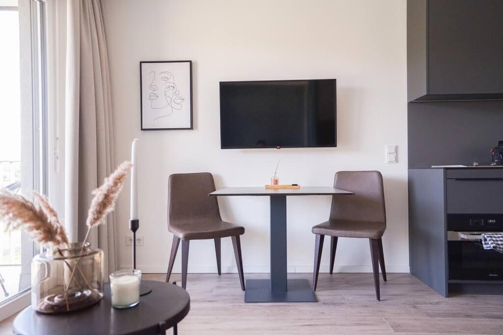 Casa Grande 28 I Studio With Lake View Apartment Sekull Luaran gambar